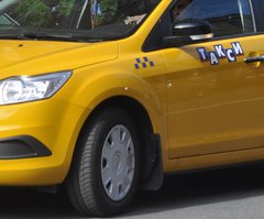 Легальные такси в Москве выдаст желтый цвет Легальные такси в Москве выдаст желтый цвет