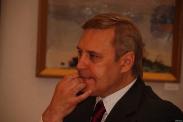 Наградить Касьянова гражданством США требует петиция на Change.org